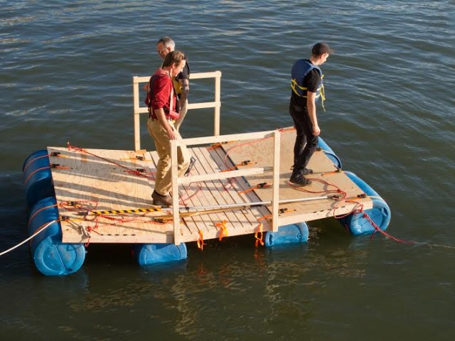 Testing a Citizen Bridge prototype in the New York Harbor. Photo: Nancy Nowacek